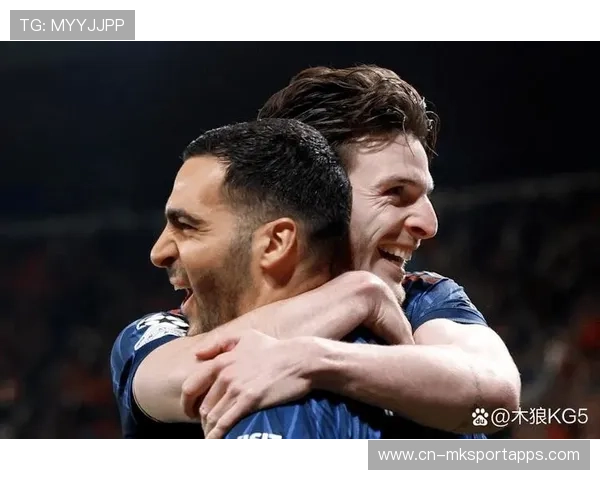 梦幻之夜！梅里诺闪耀欧冠：中锋客串双响助阵，阿森纳3-0完胜布拉格斯拉维亚的战术解析