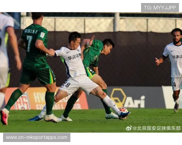 贾非凡代表北京国安出战首场热身赛:绿茵新星的初绽光芒 贾非凡代表北京国安出战首场热身赛:绿茵新星的初绽光芒